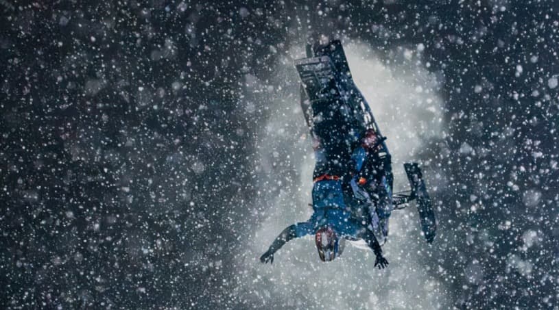 Barbegazi – Freestyle Snowmobile Show