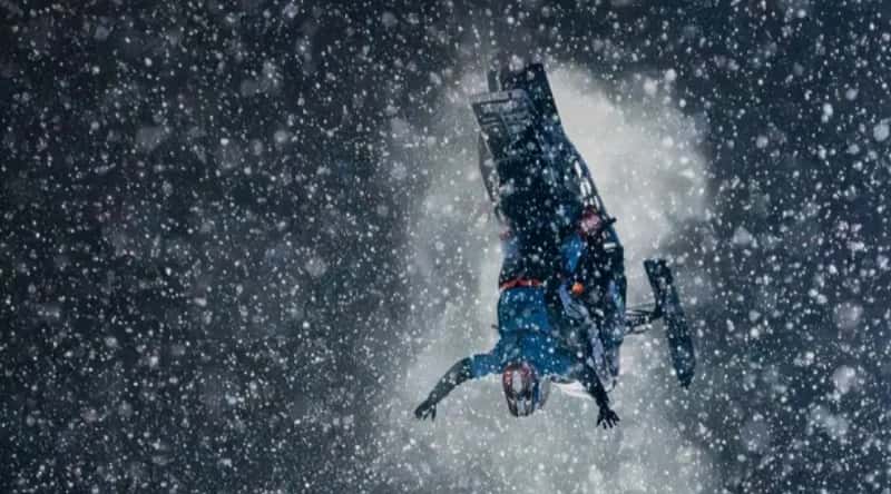 Barbegazi – Freestyle Snowmobile Show