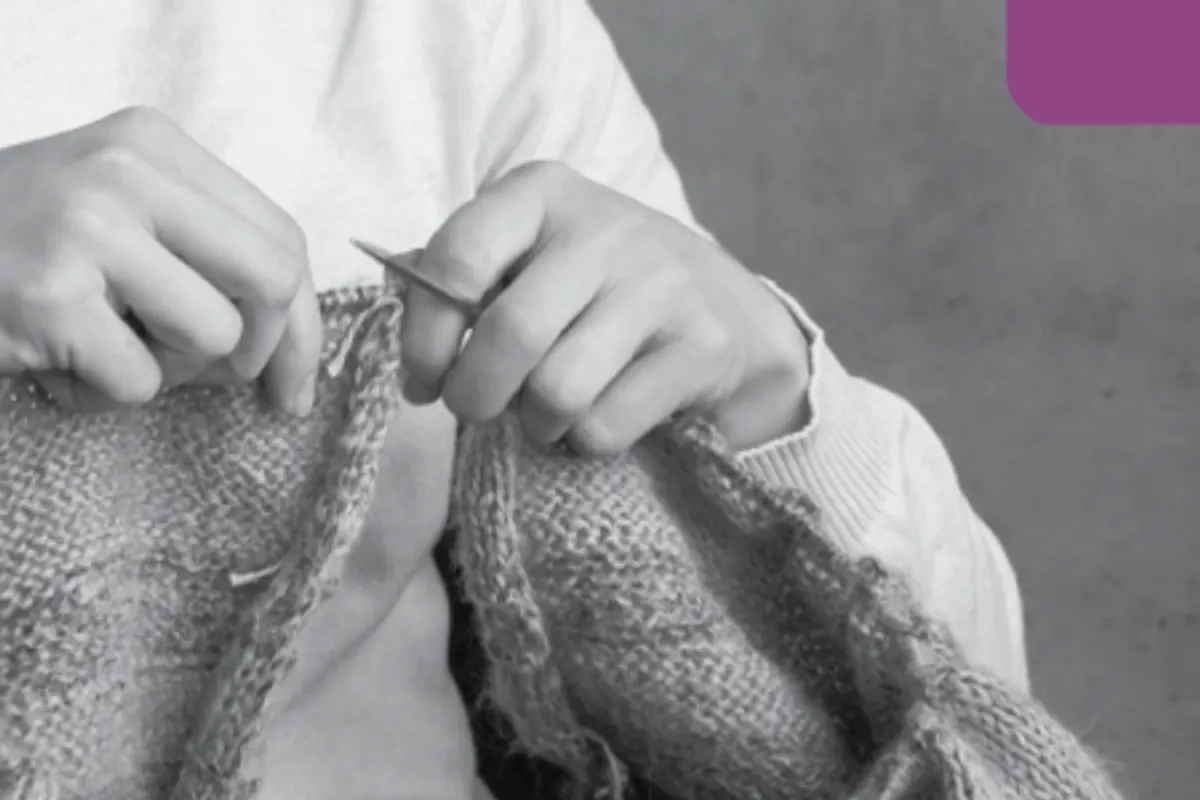 Knitting and Crochet Club/Club de tricot et crochet