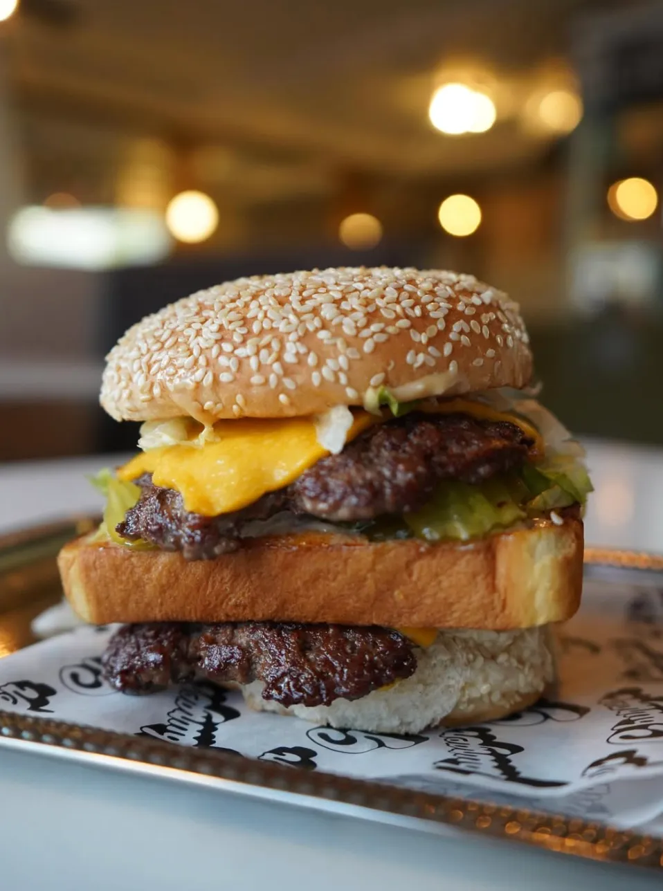 G Burger (Gitanes Burger)