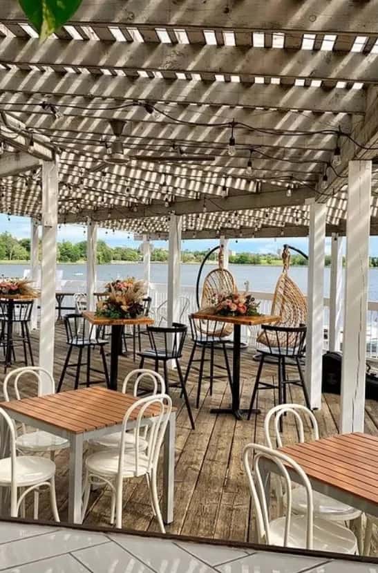 Umbrella Bar